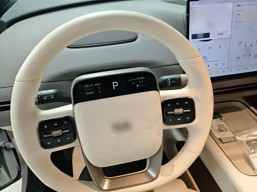 Li Auto i6 — фото 2