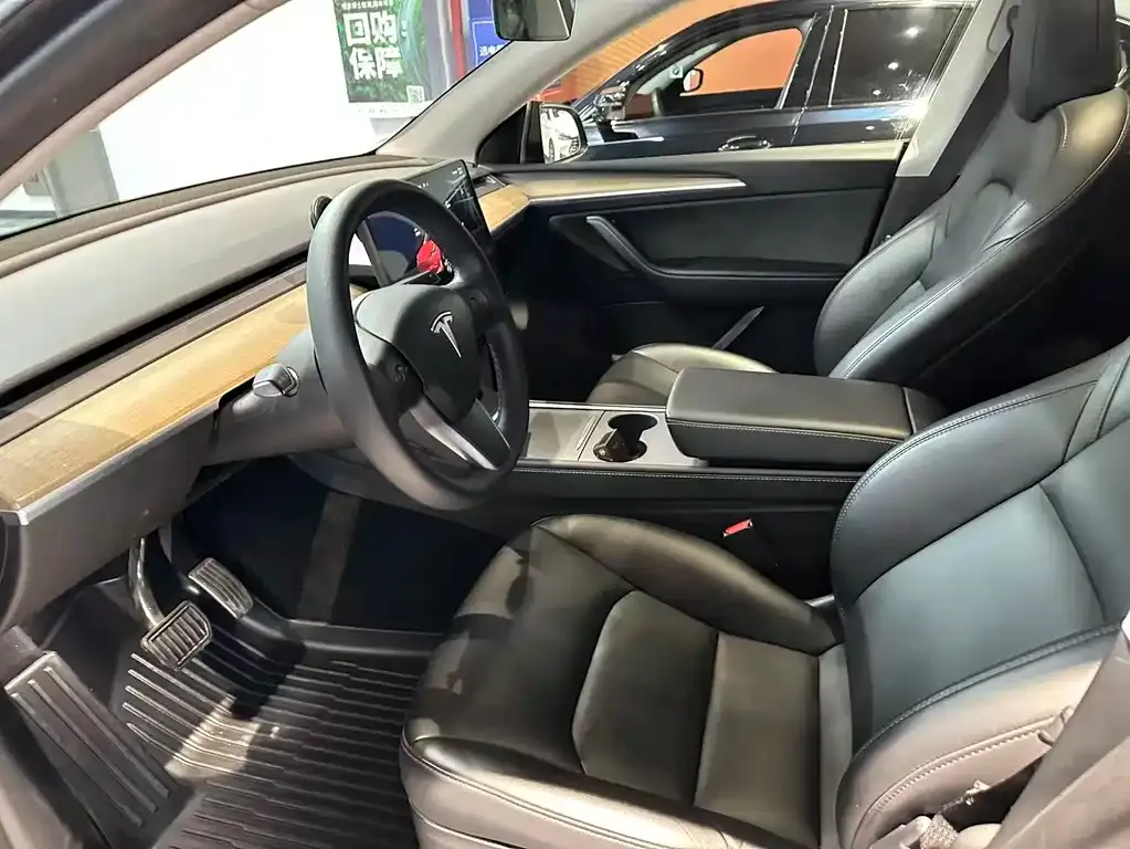 Tesla Model Y 2022 из CN, фото 3