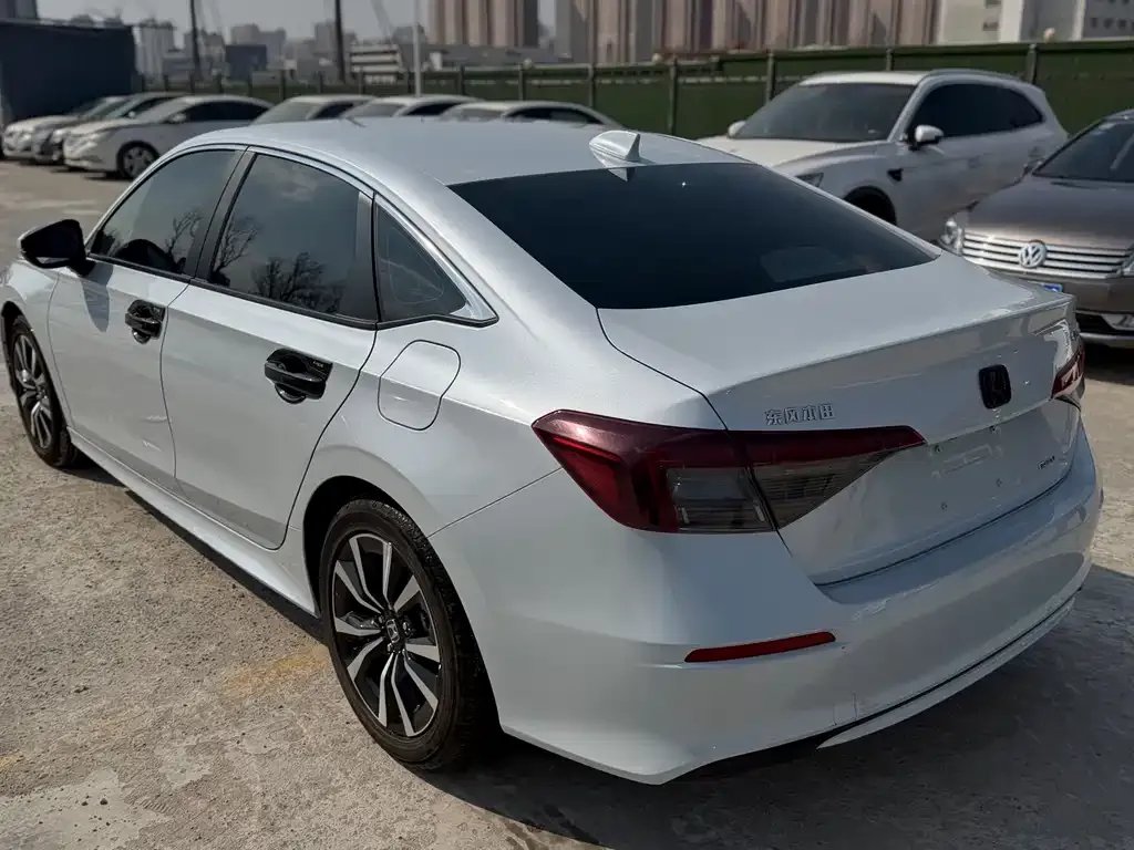 Honda Civic 2025 из CN, фото 3