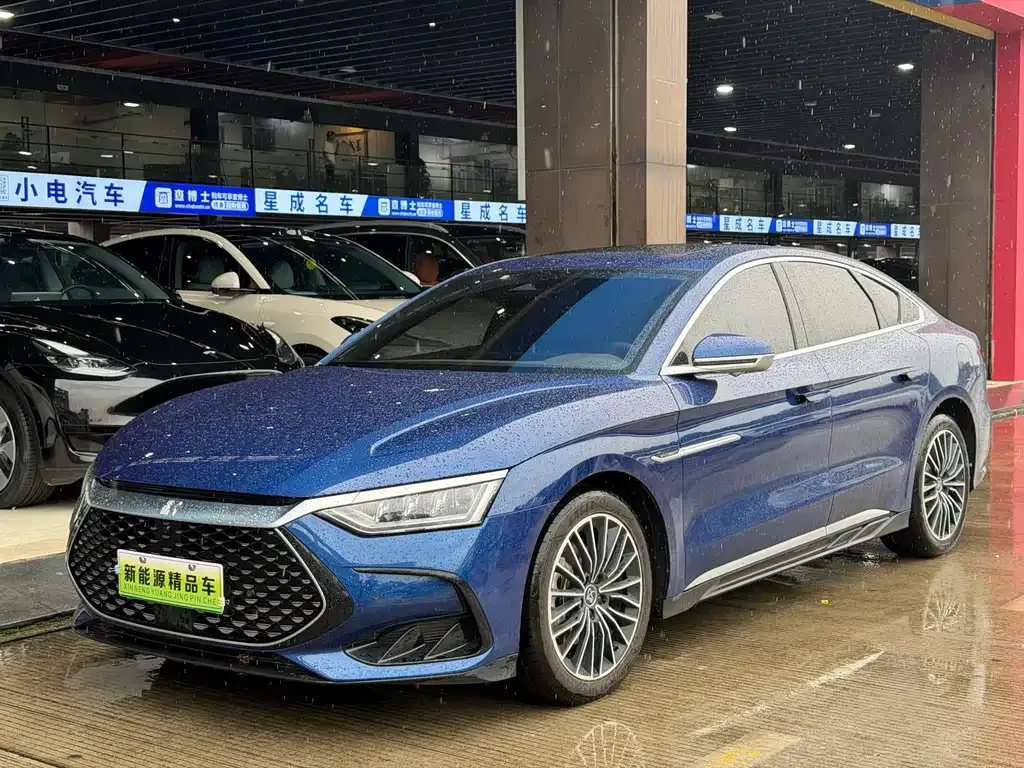 BYD Han — фото 1
