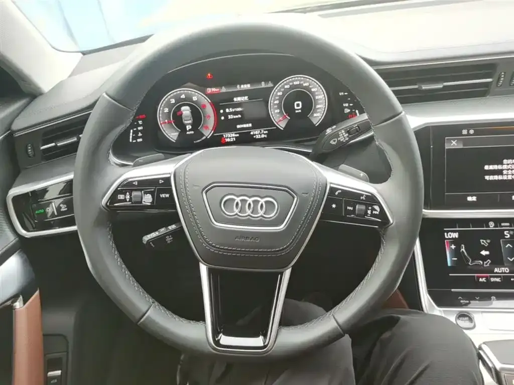 Audi A6L 2023 из CN, фото 5