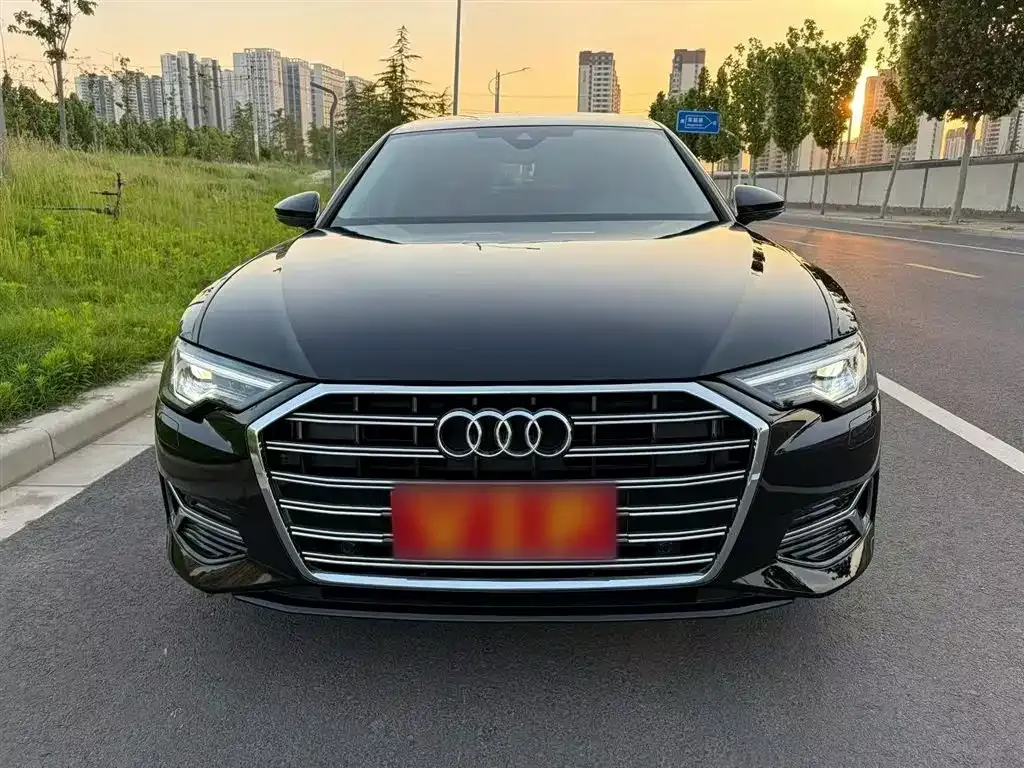 Audi A6L 2023 из CN, фото 8