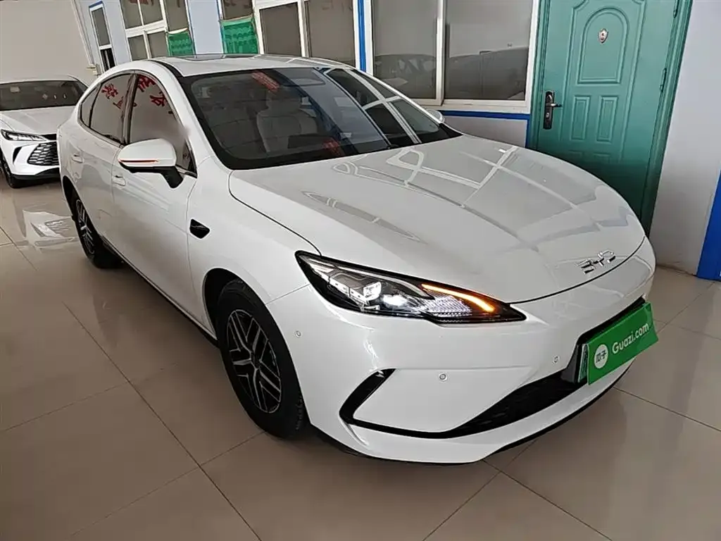 BYD Seal 05 DM-i — фото 9