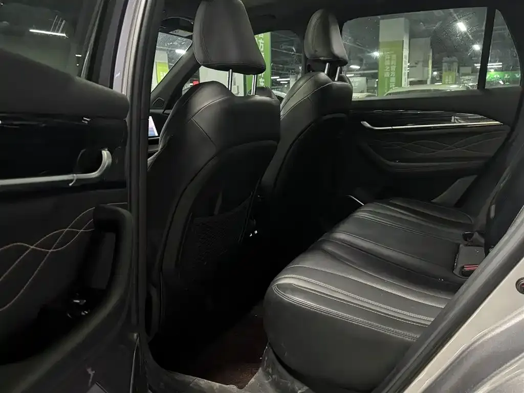Geely Xingyue L 2024 из CN, фото 10