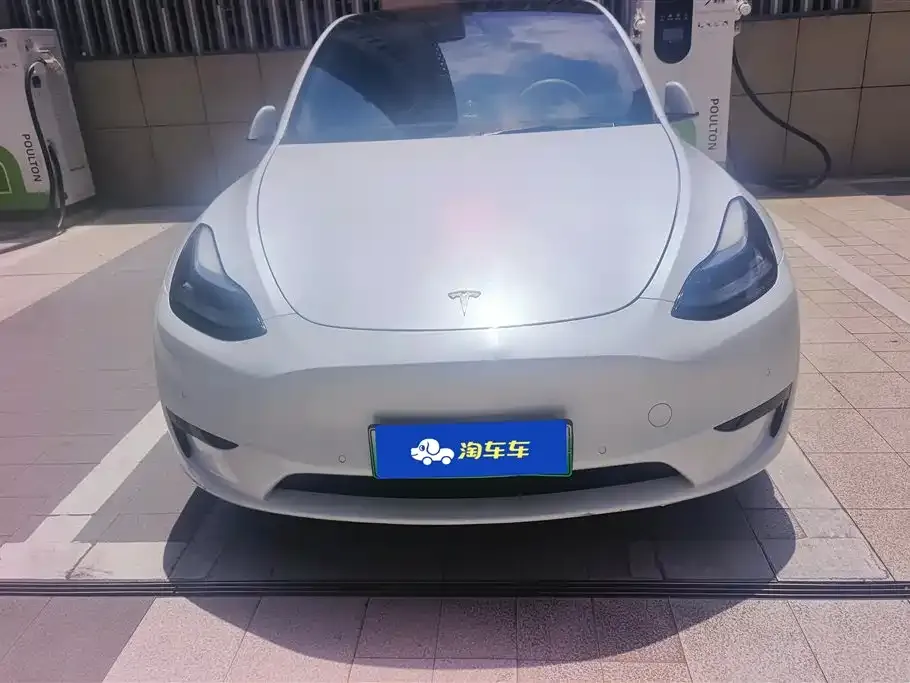 Tesla Model Y — фото 2