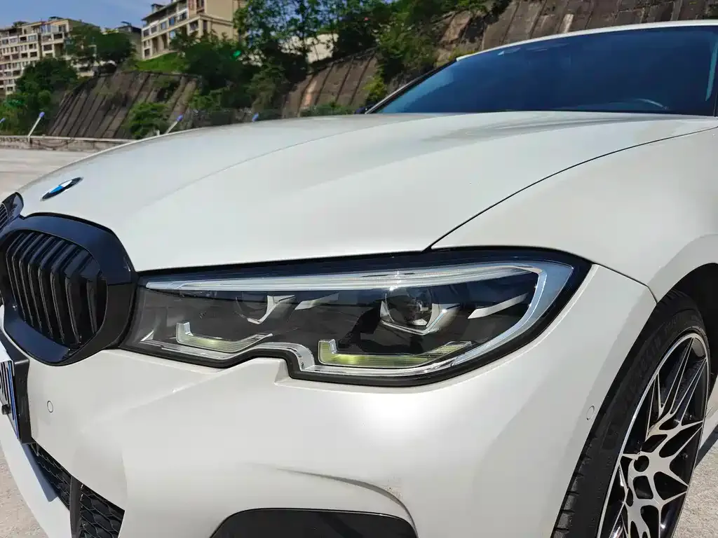 BMW 3 Series 2023 из CN, фото 5