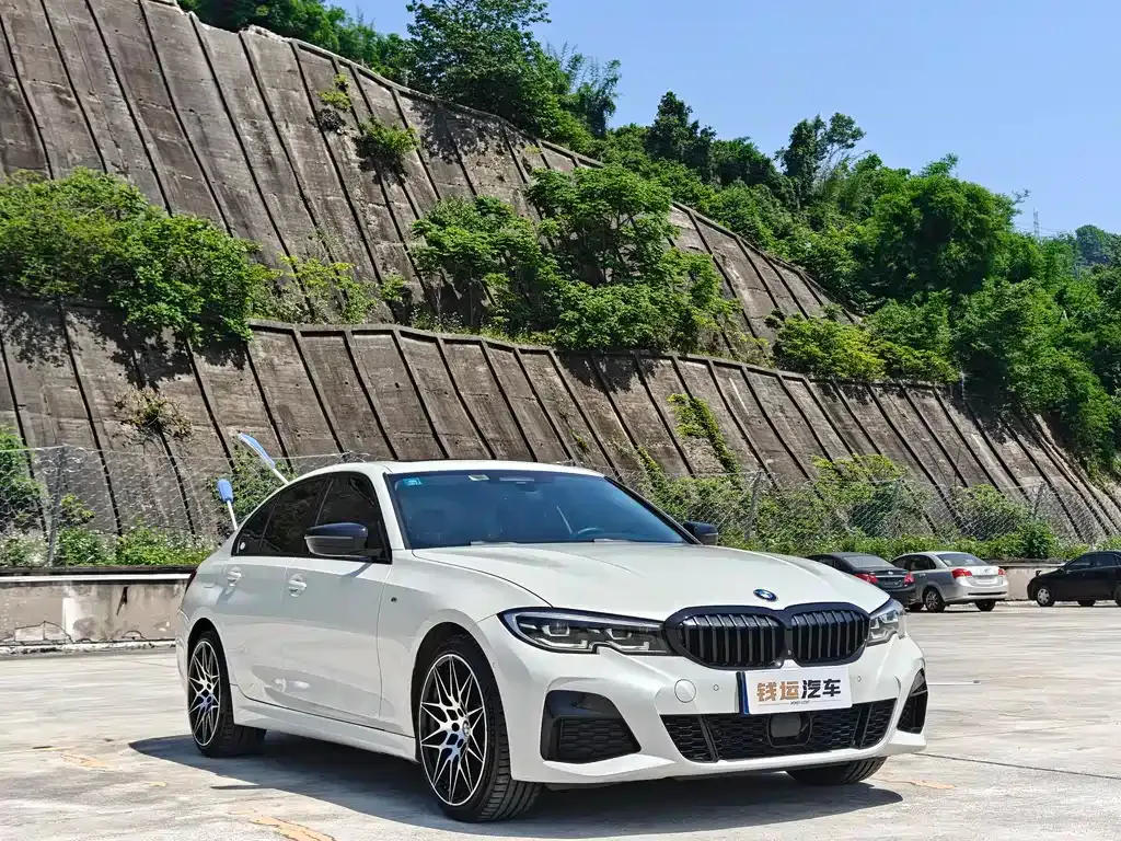BMW 3 Series 2023 из CN, фото 9