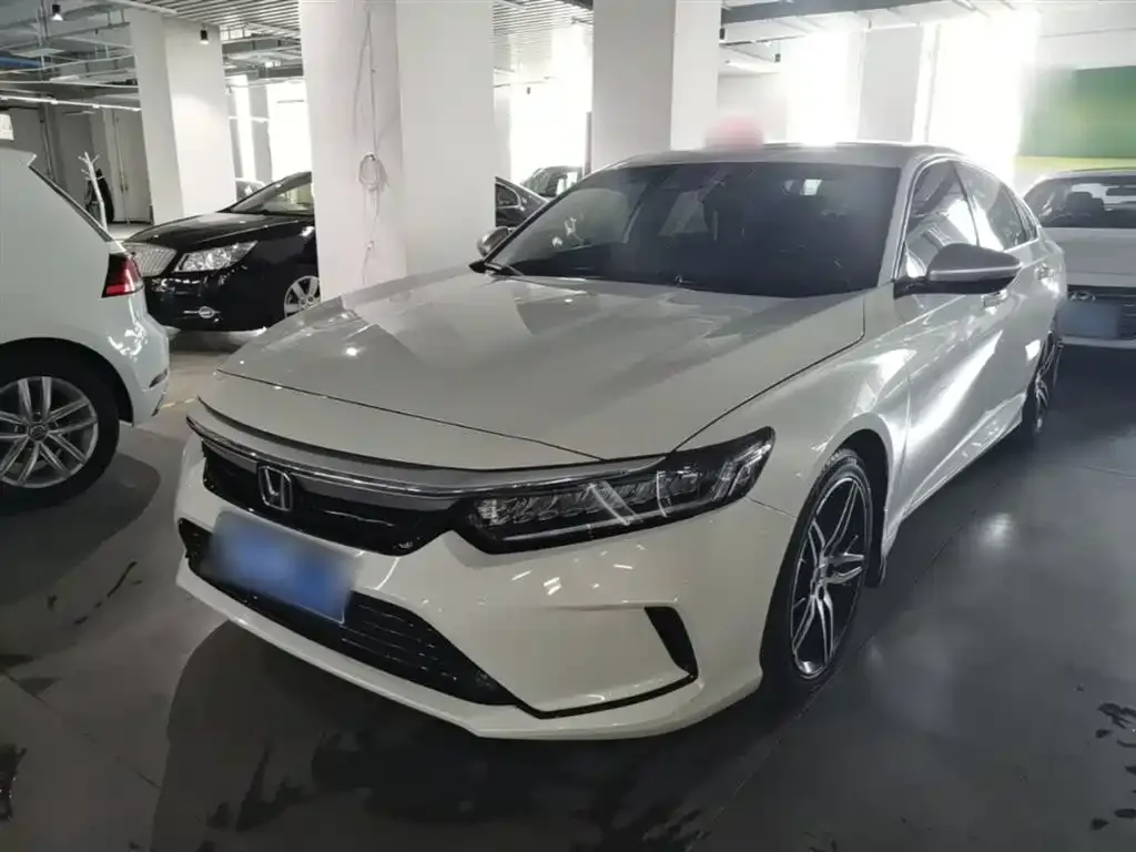Honda Inspire — фото 1