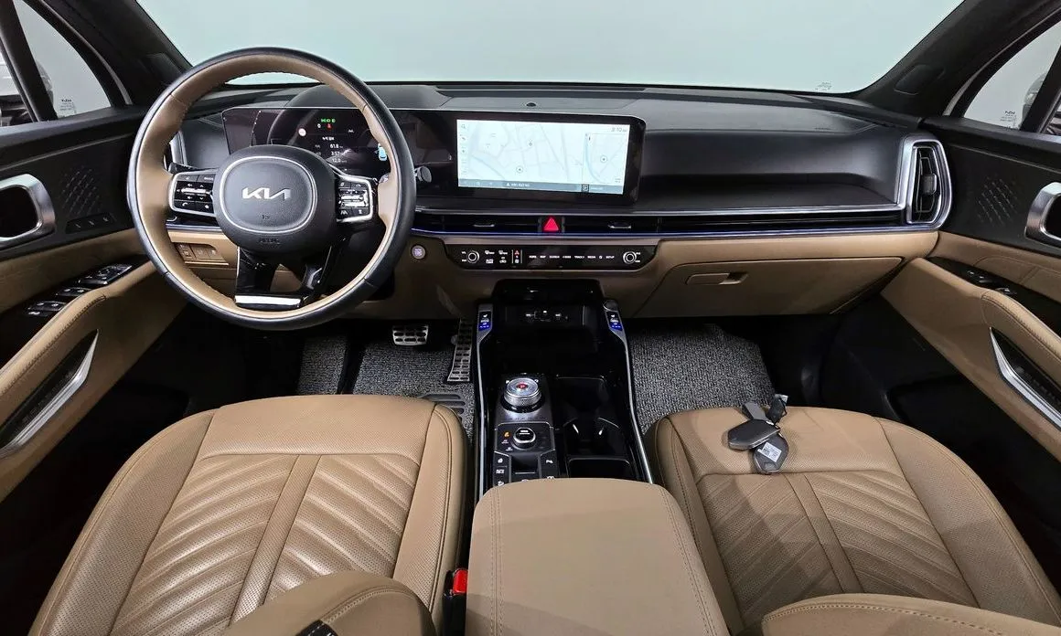 Kia Sorento — фото 10