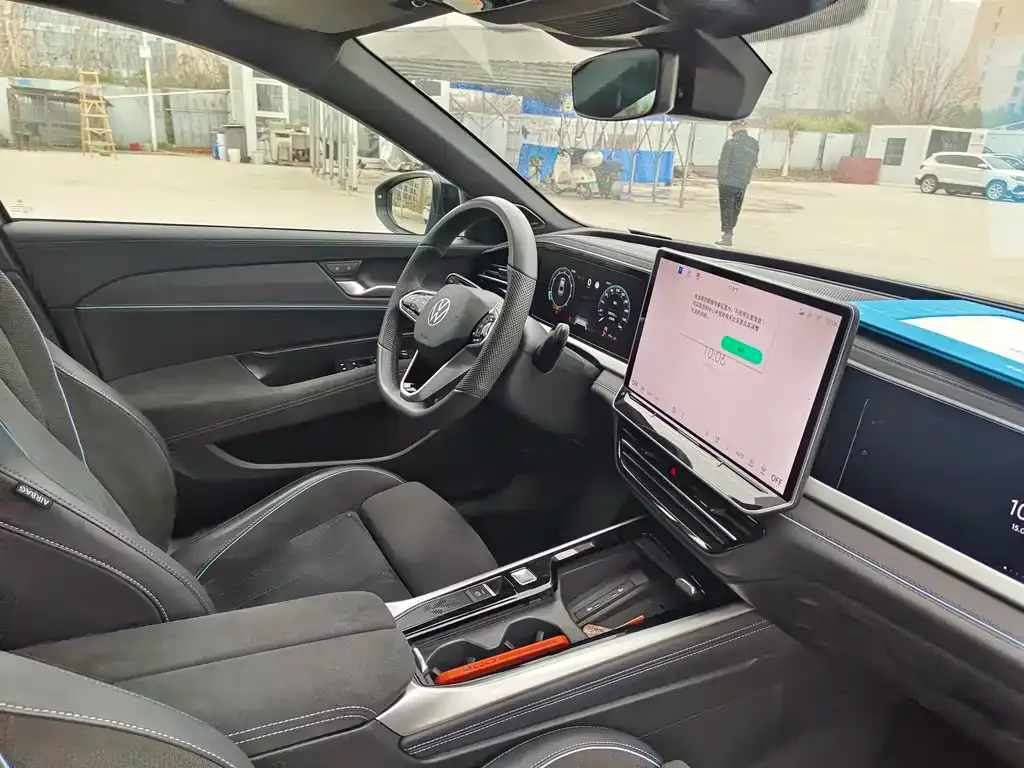 Volkswagen Passat — фото 8