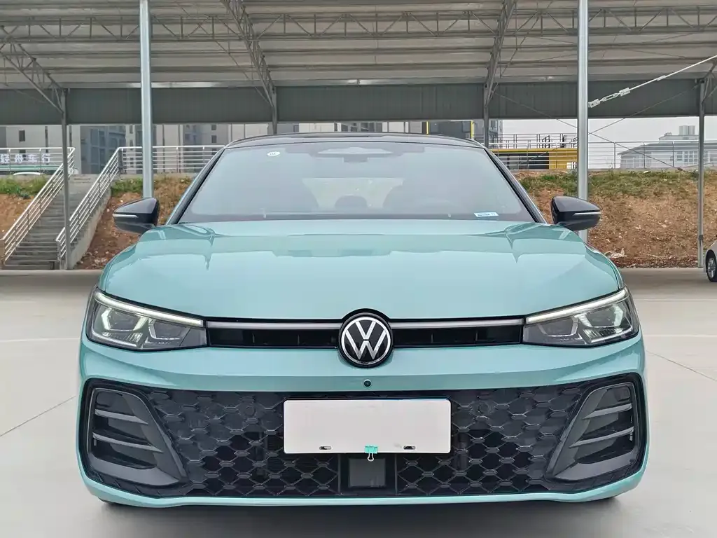 Volkswagen Passat — фото 5