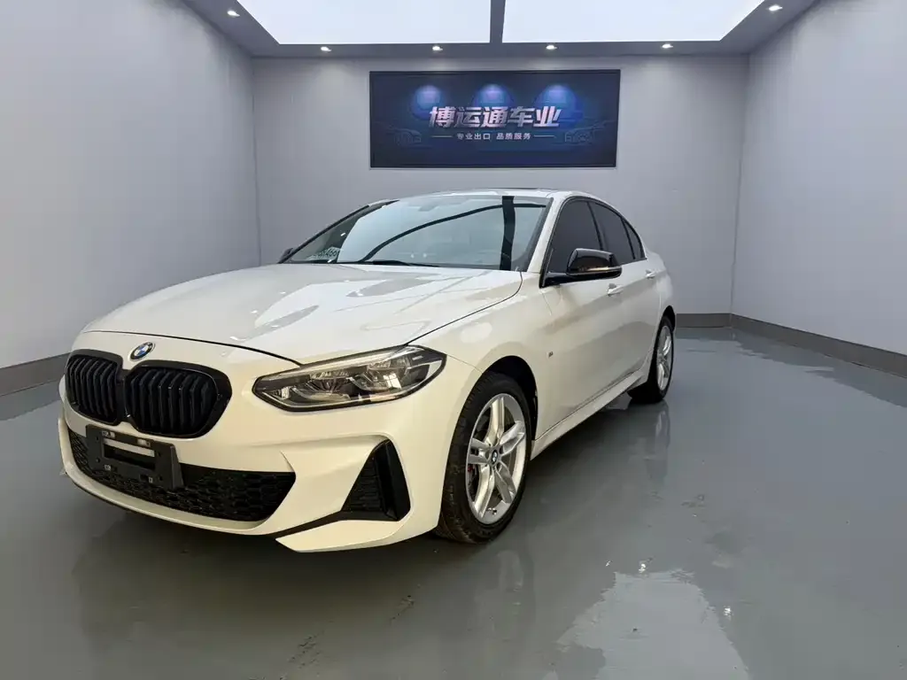 BMW 1 Series — фото 1