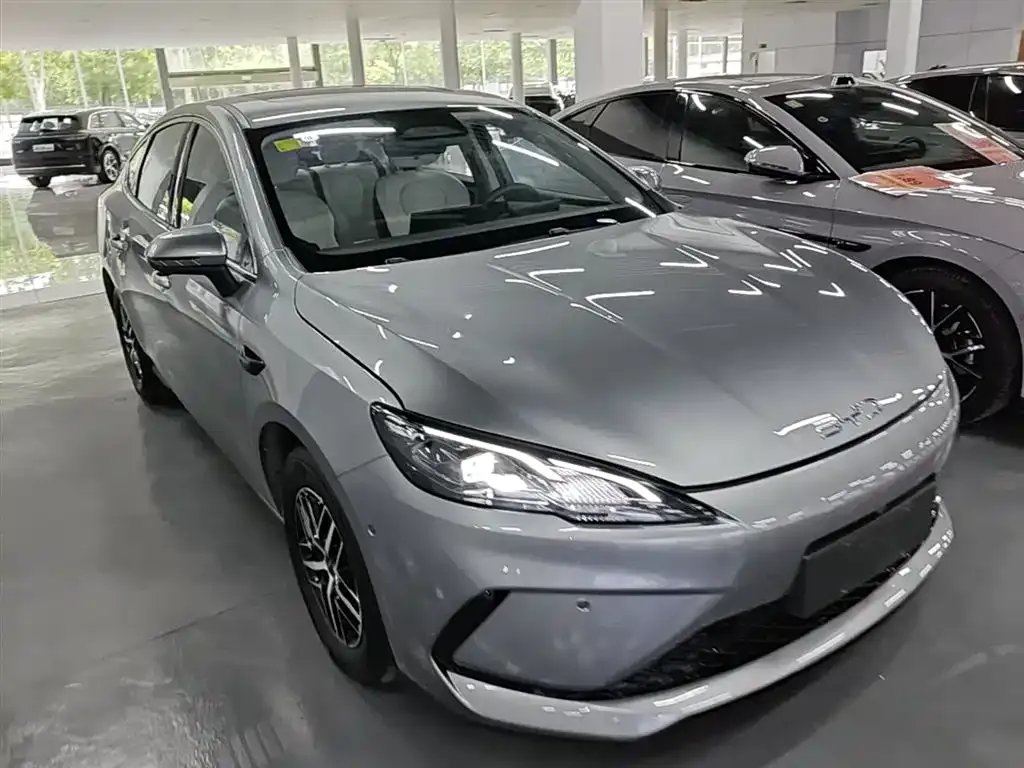 BYD Seal 05 DM-i — фото 9