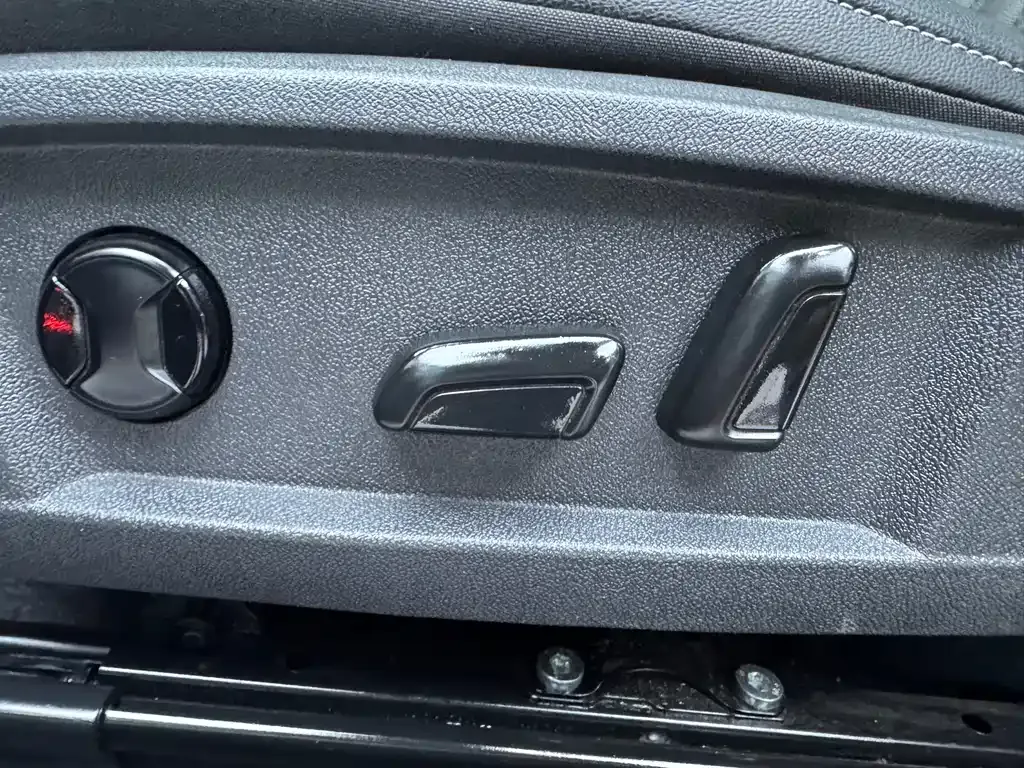Volkswagen Passat — фото 9