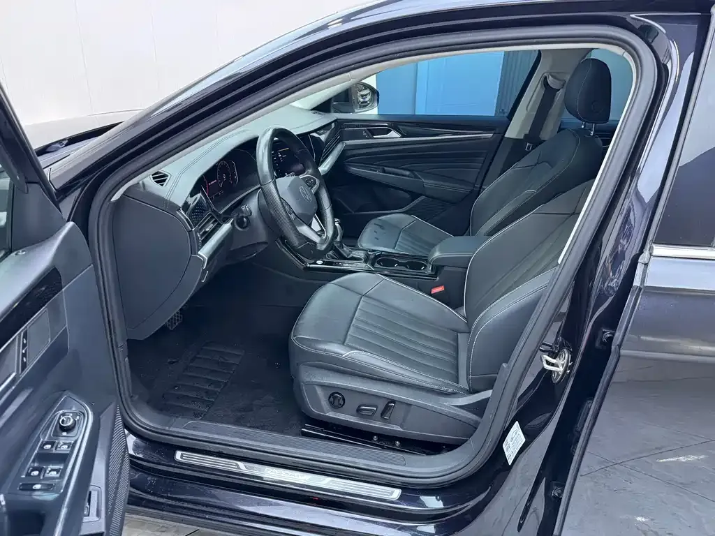 Volkswagen Passat — фото 7