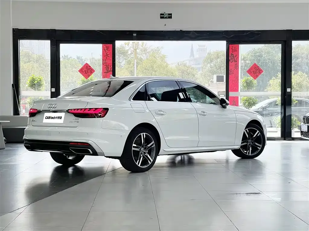 Audi A4L — фото 10