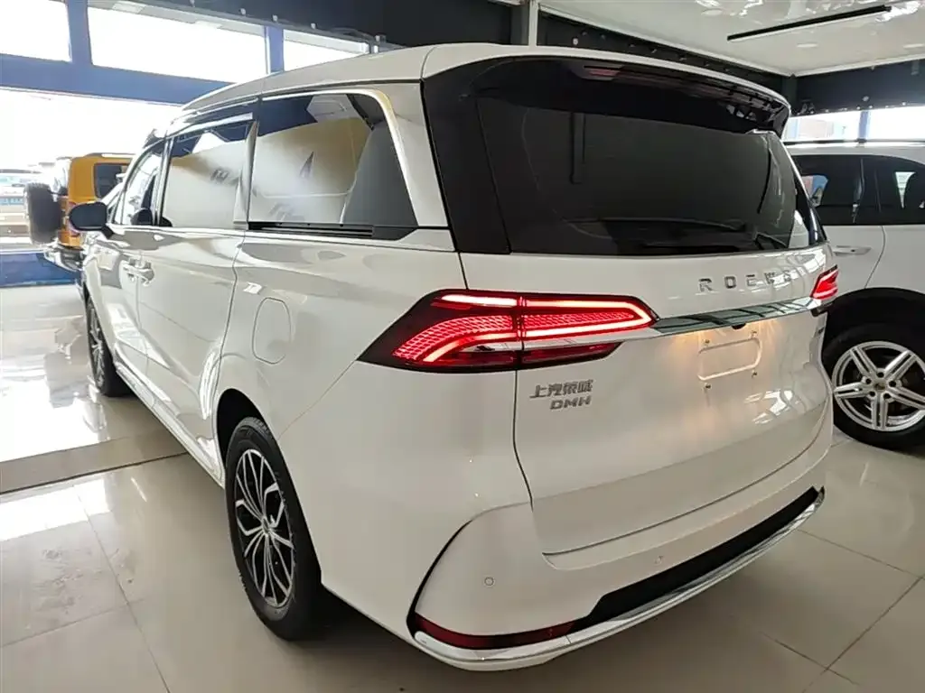 Roewe iMAX8 New Energy 2025 из CN, фото 10