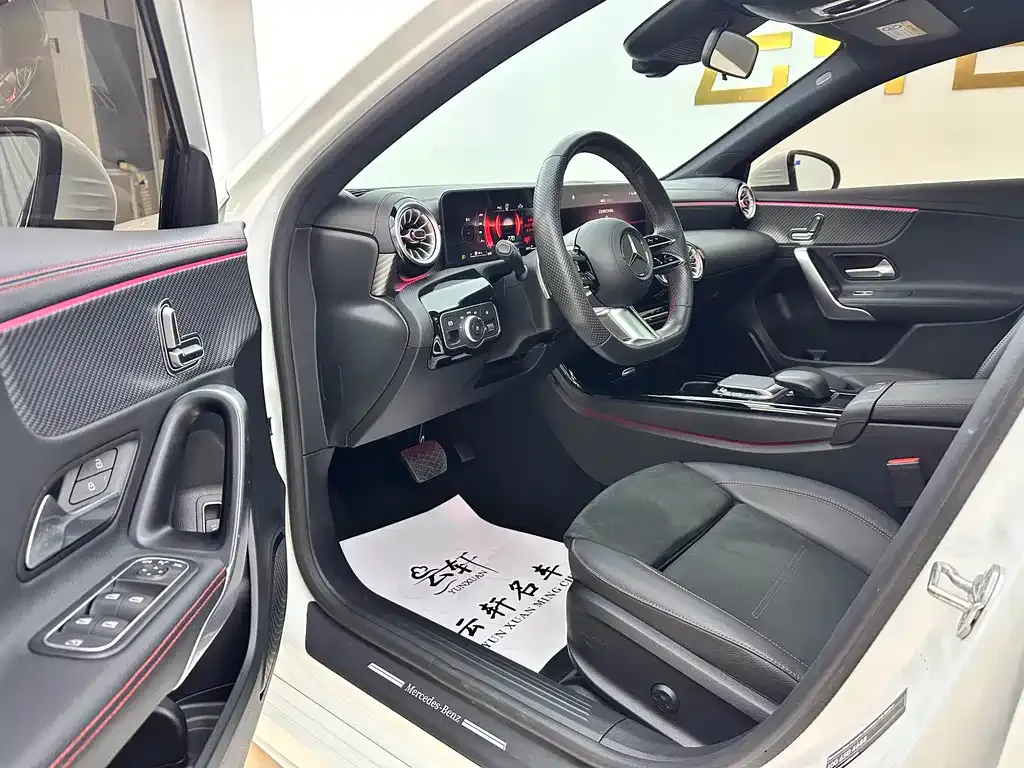 Mercedes-Benz A-Class 2023 из CN, фото 5