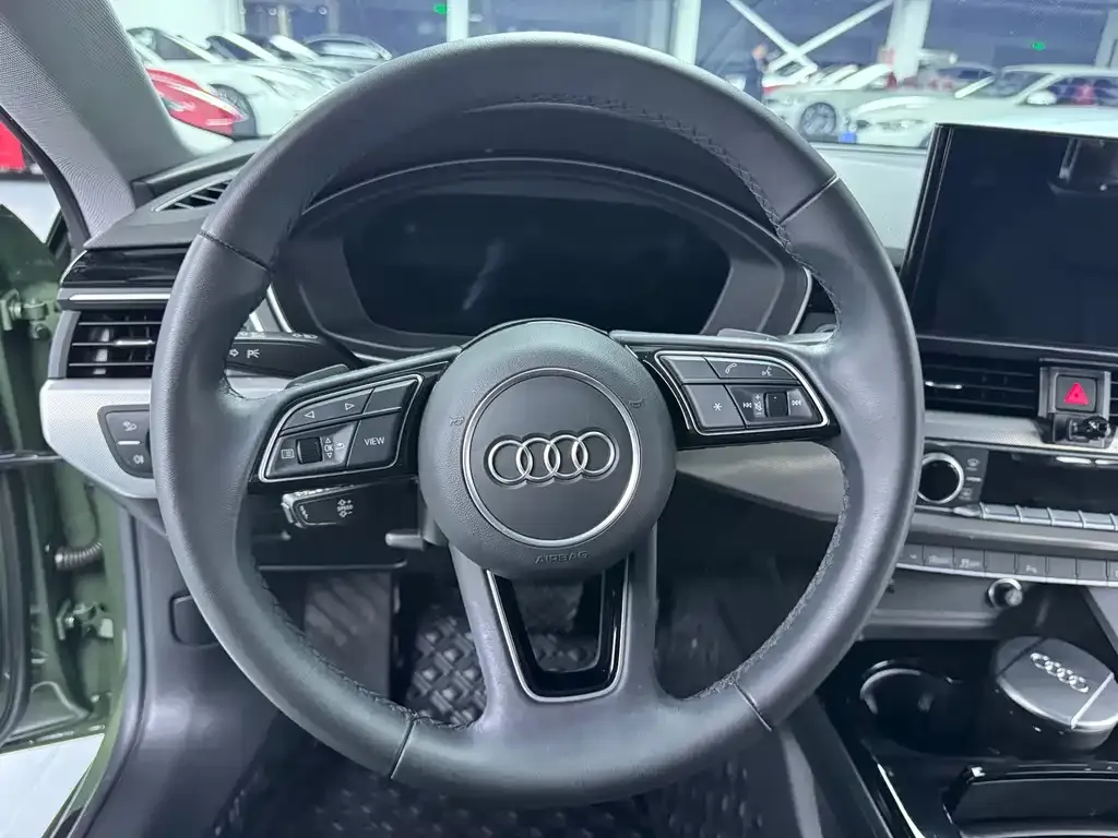 Audi A5 (Import) 2023 из CN, фото 2