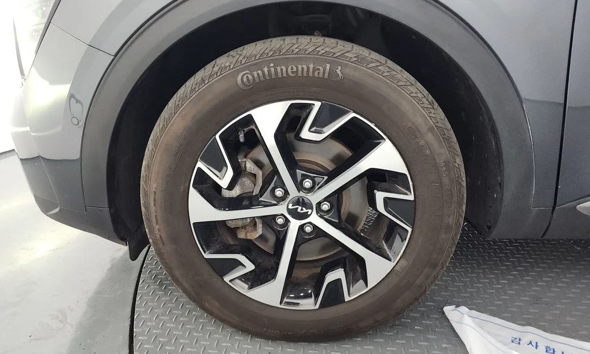 Kia Sportage — фото 8
