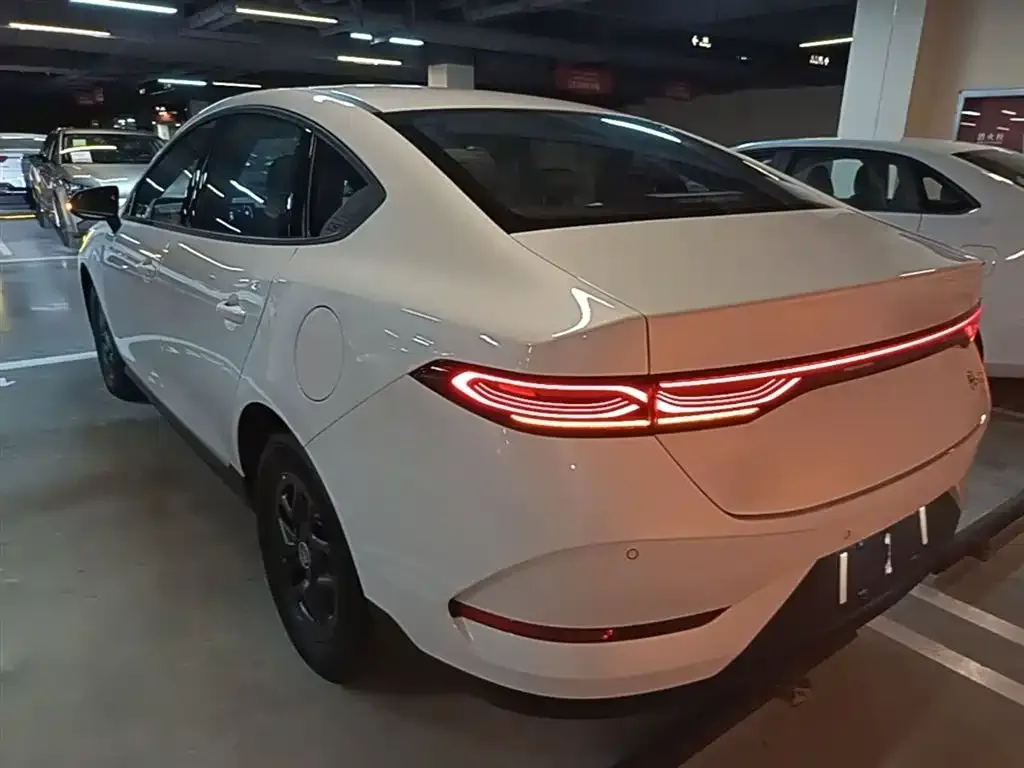 BYD Qin PLUS — фото 9