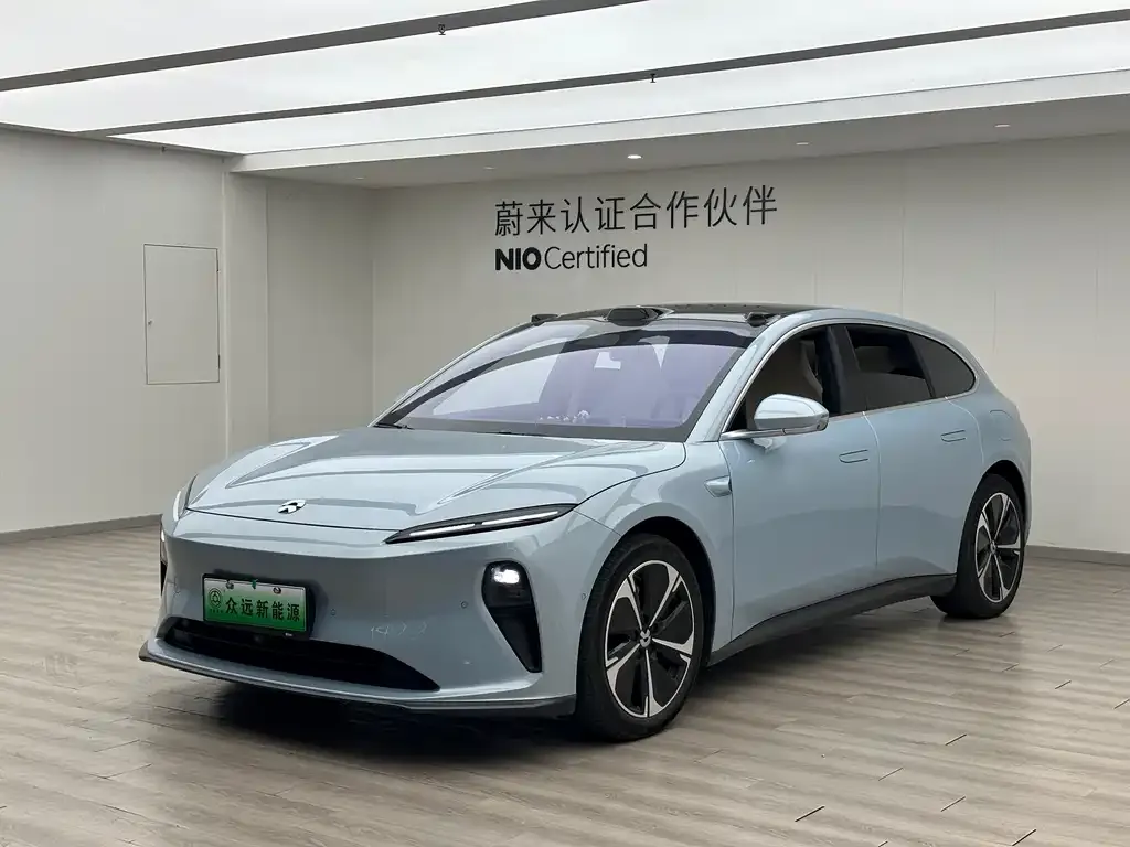 NIO ET5T