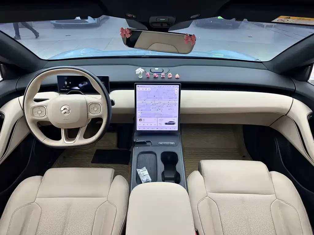 NIO ET5T 2024 из CN, фото 8