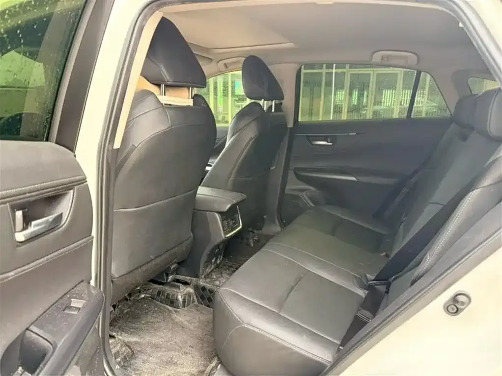 Toyota Venza 2022 из CN, фото 7