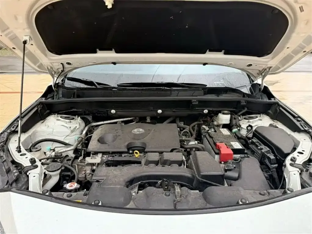 Toyota Venza 2022 из CN, фото 8