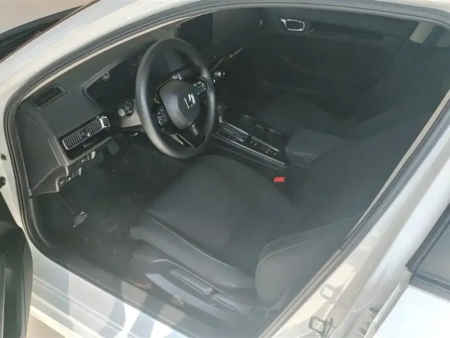 Honda Civic 2023 из CN, фото 3