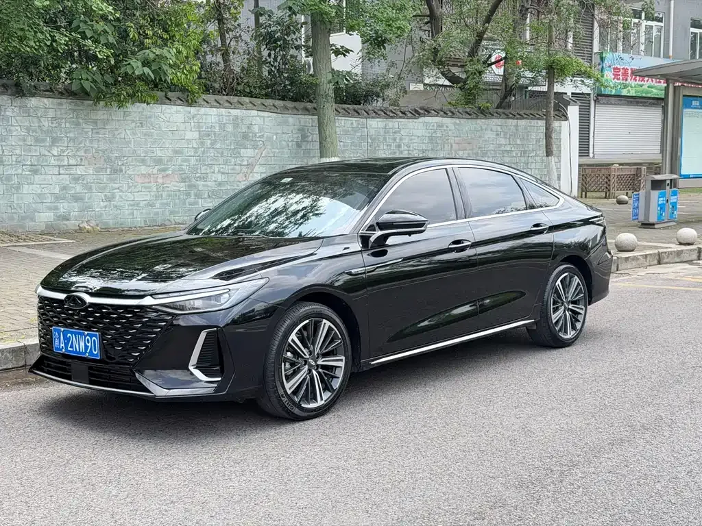 Chery Arrizo 8