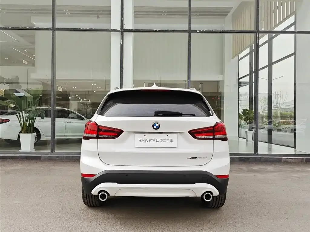 BMW X1 — фото 10