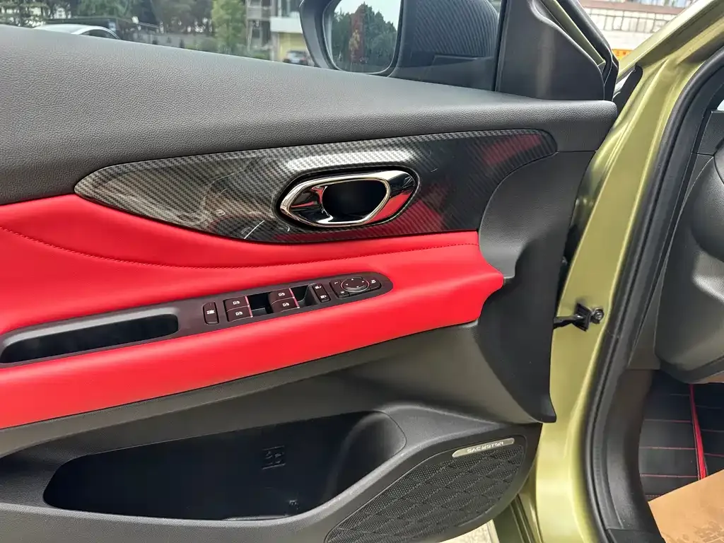 GAC Motor Shadow Leopard — фото 5
