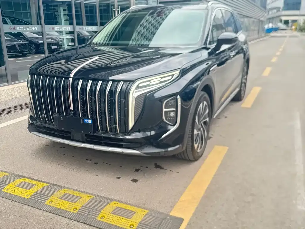 Hongqi HS7 PHEV