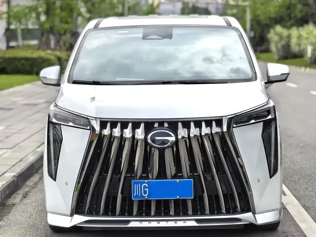 GAC Motor Trumpchi M8 — фото 3
