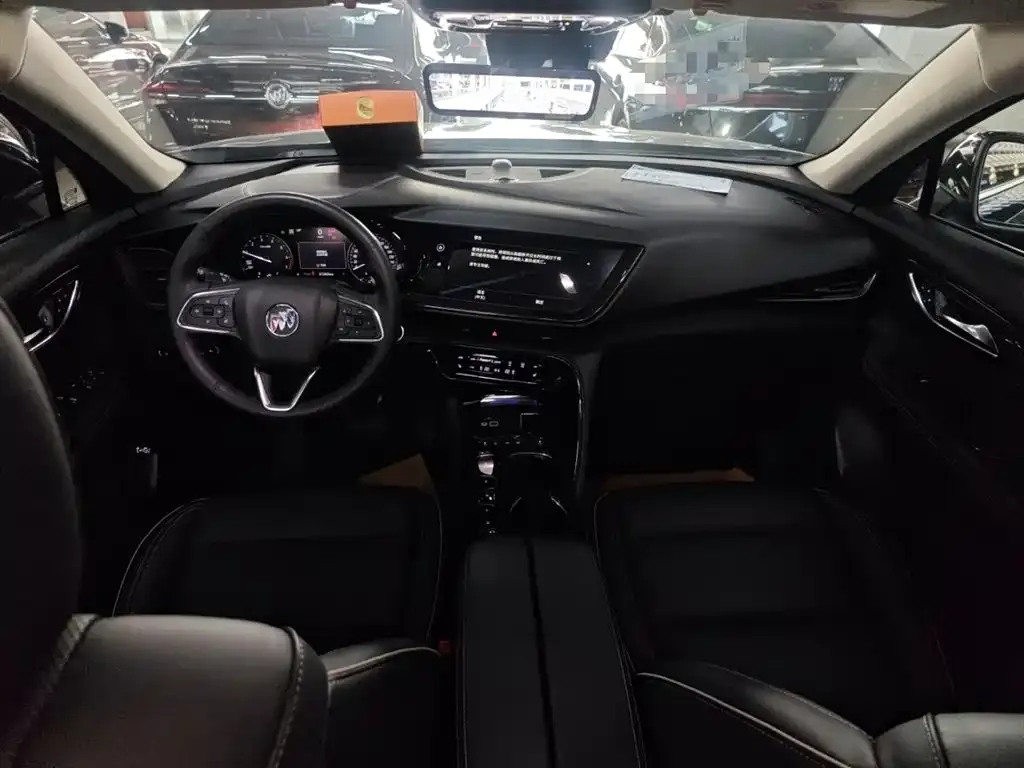 Buick Envision Plus — фото 10