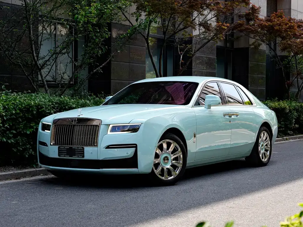 Rolls-Royce Ghost — фото 1