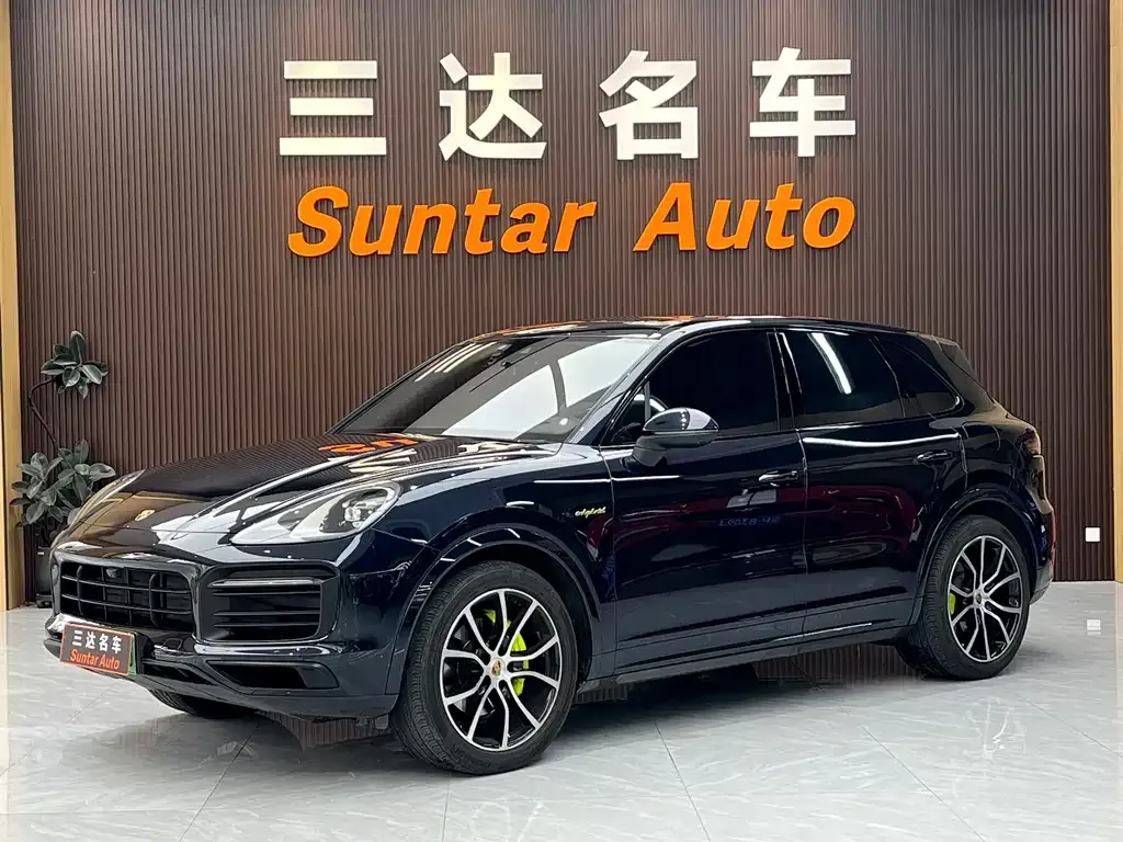 Porsche Cayenne Hybrid — фото 1