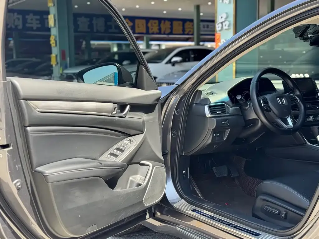 Honda Accord 2021 из CN, фото 4