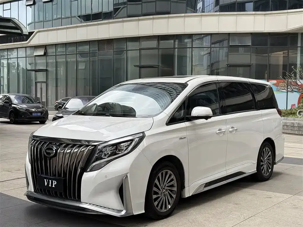 GAC Motor Trumpchi M8 — фото 1