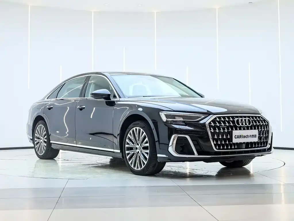 Audi A8 — фото 9