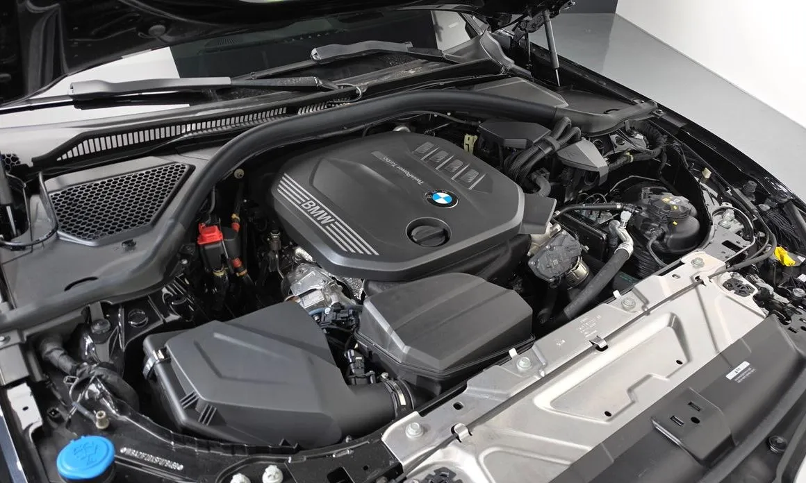 BMW 3-Series 2025 из KR, фото 10
