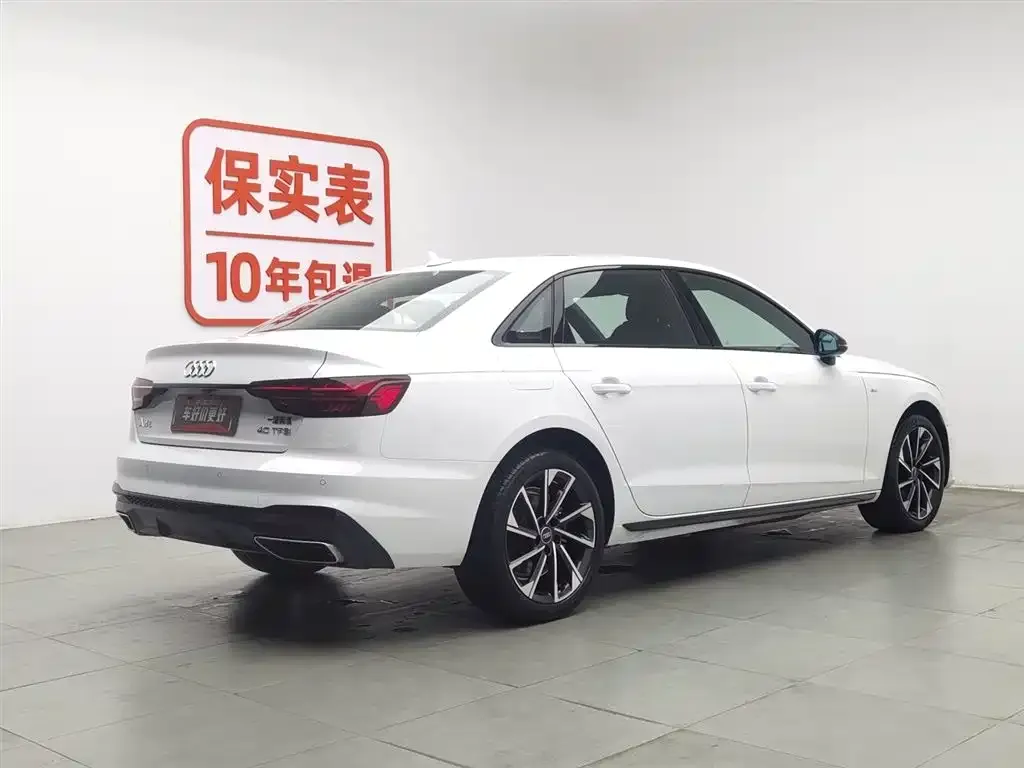 Audi A4L 2023 из CN, фото 9