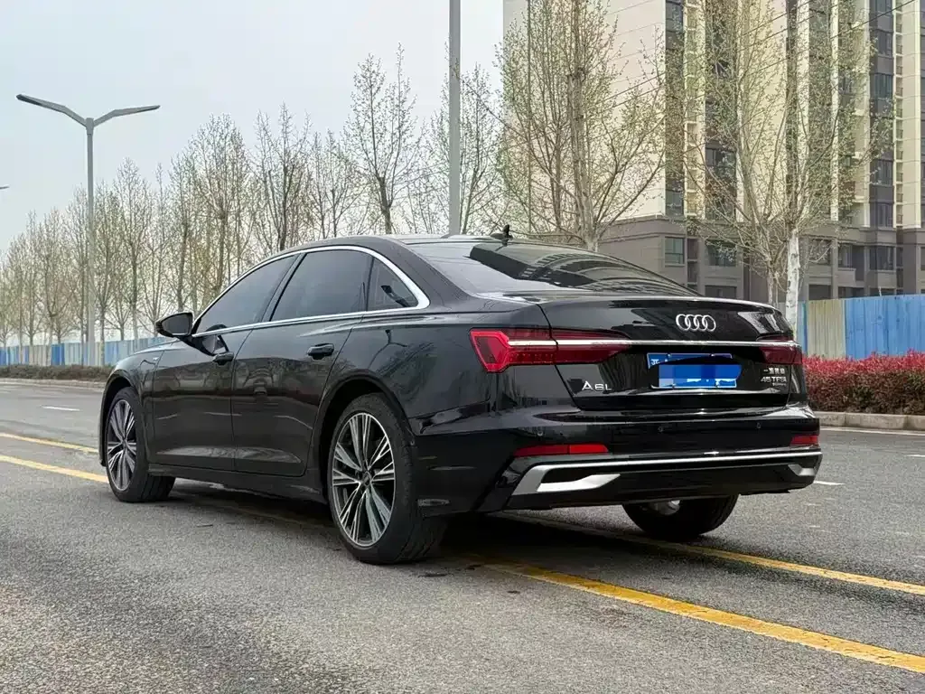 Audi A6L 2025 из CN, фото 5