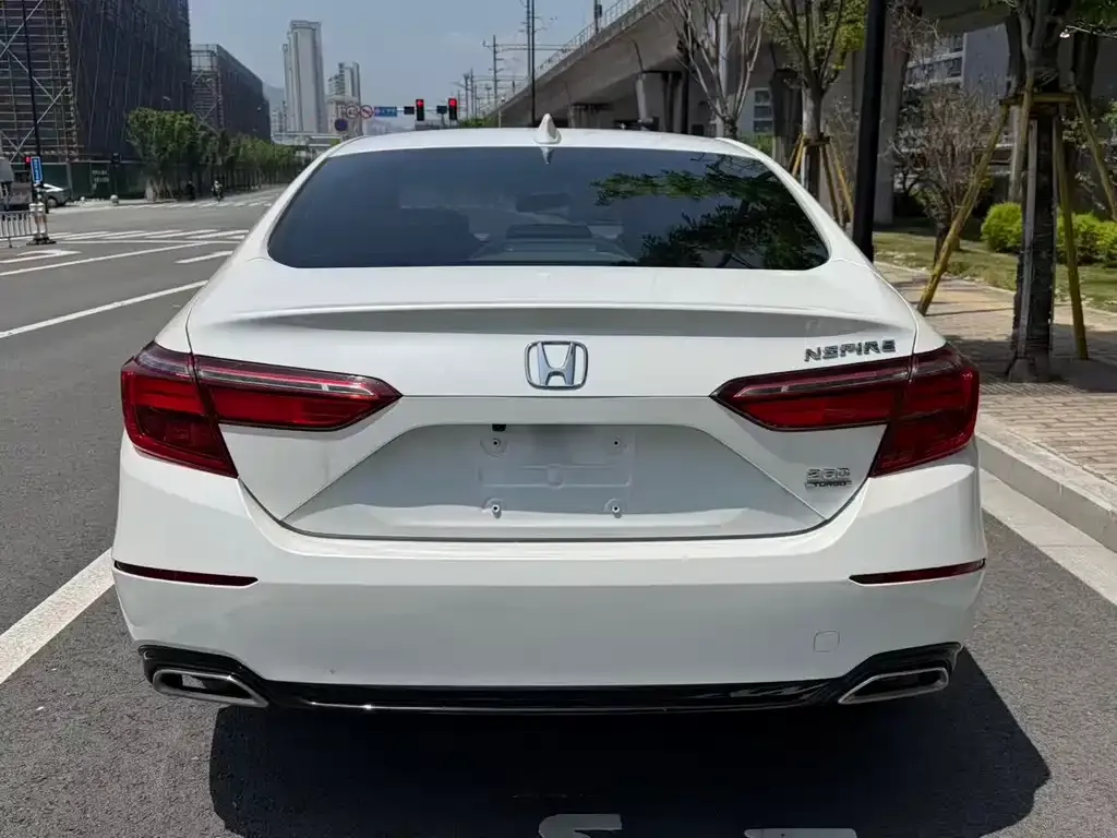Honda Inspire — фото 4