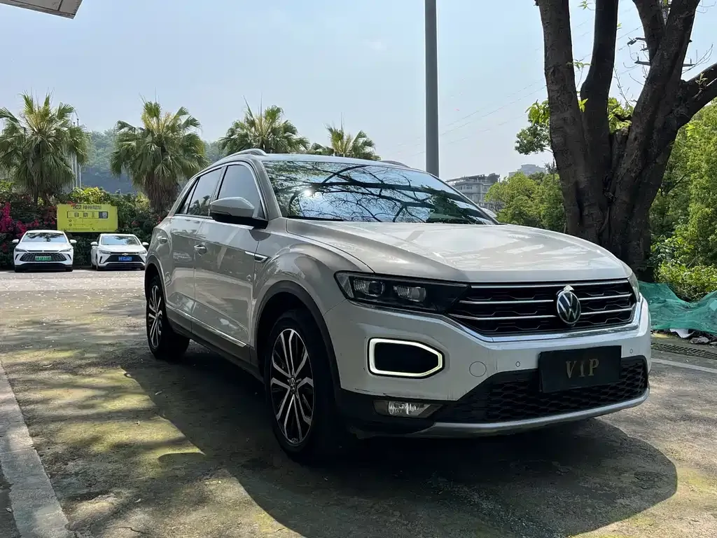 Volkswagen T-Roc 2023 из CN, фото 8
