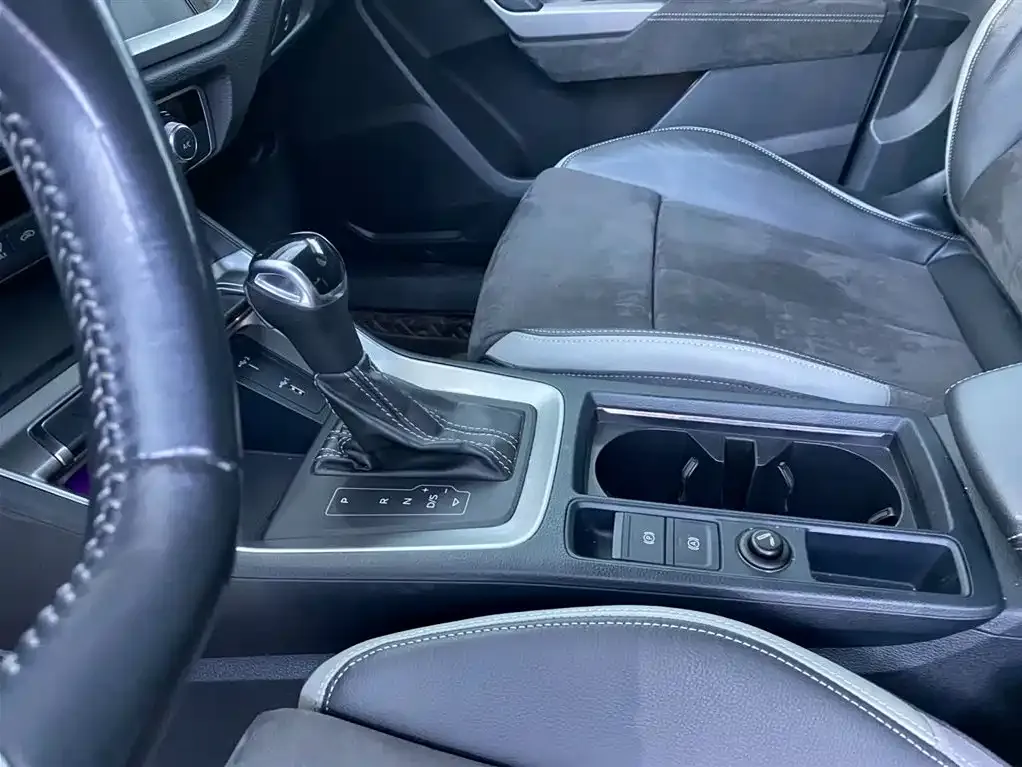 Audi Q3 2021 из CN, фото 9