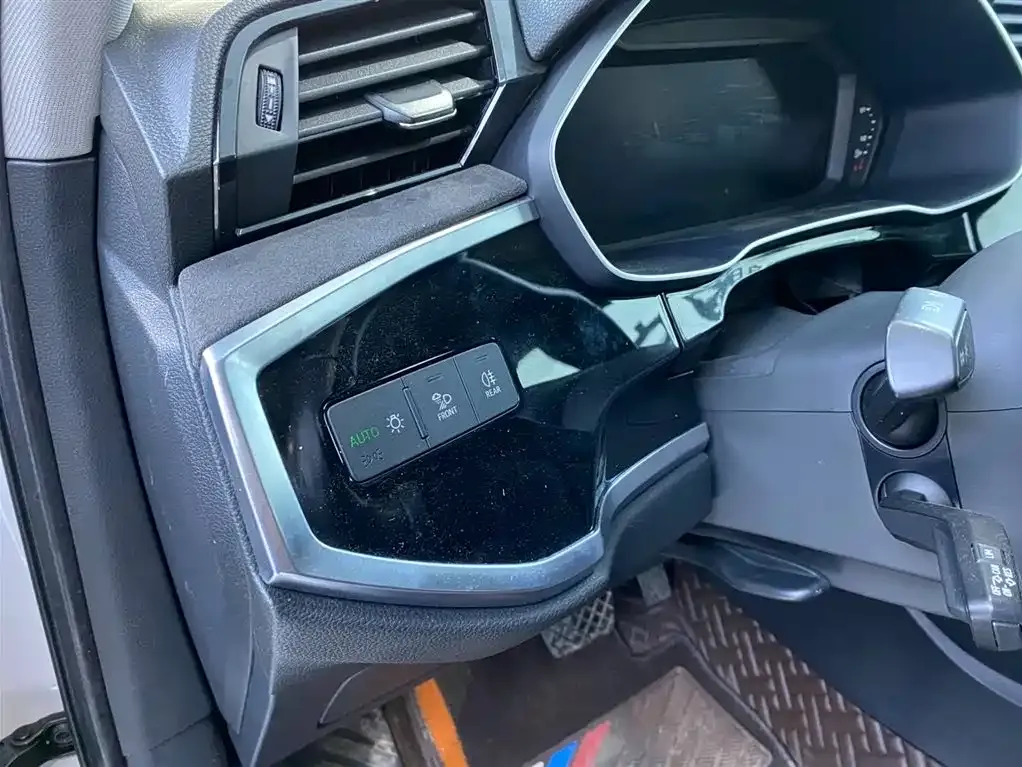 Audi Q3 2021 из CN, фото 8
