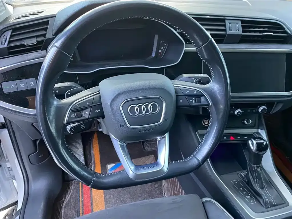 Audi Q3 2021 из CN, фото 3