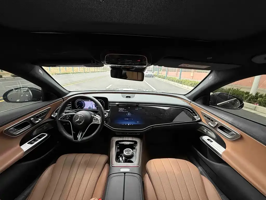 Mercedes-Benz E-Class 2025 из CN, фото 7